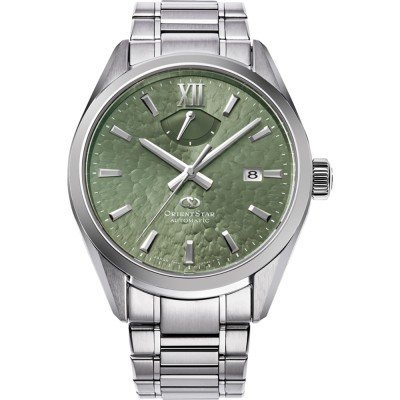 M34 F8 Date 40 mm Automatic watch with power reserve indicator and unqiue dial