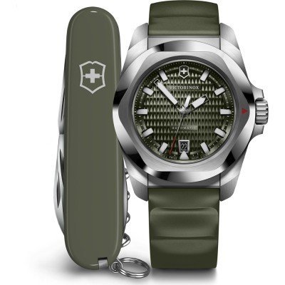 I.N.O.X. 41 mm Gift Set: Swiss Automatic Gents Watch with Victorinox Pocketknife